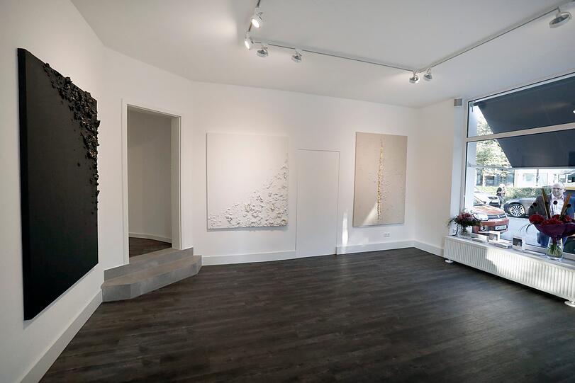 Ausstellungseröffnung von Künstlerin Casha Kellermann in der Galerie Art Signé.