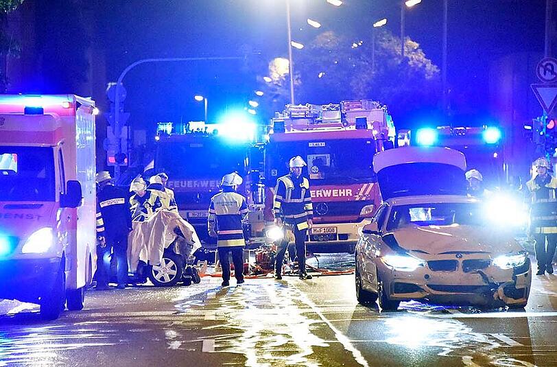 Schwerer Verkehrsunfall am Freitagabend in Laim - die Bilder.