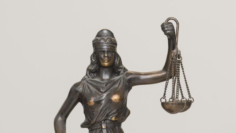 Eine Figur der Justitia.