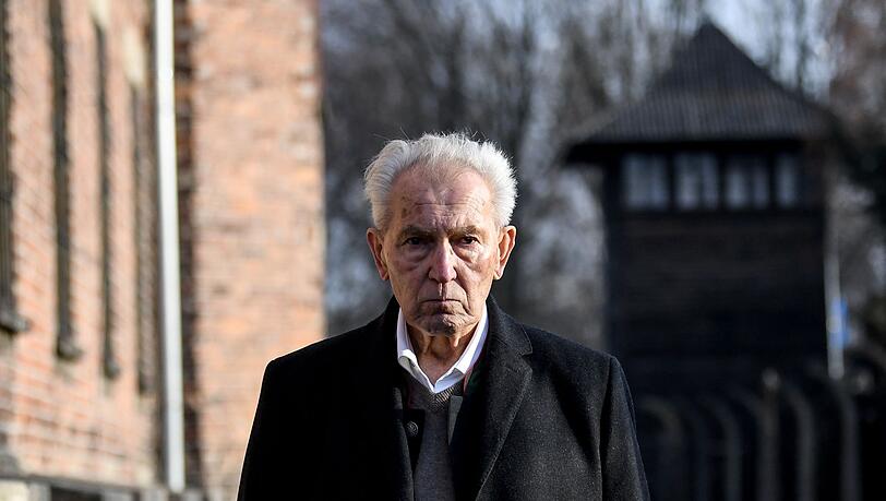 2020 besuchte Höllenreiner das ehemalige Konzentrationslager Auschwitz-Birkenau (Archiv). 2020 besuchte Höllenreiner das ehemalige Konzentrationslager Auschwitz-Birkenau (Archiv).