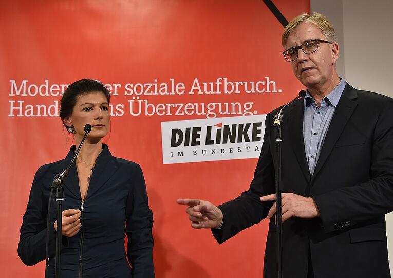 Die Fraktionsvorsitzenden der Partei Die Linke im Bundestag, Sahra Wagenknecht und Dietmar Bartsch wollen eine friedliche Lösung im Syrien-Krieg.