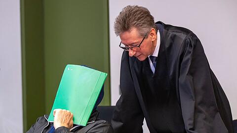 Ein Russe soll im Streit zwei Ukrainern erstochen haben. (Archivbild)