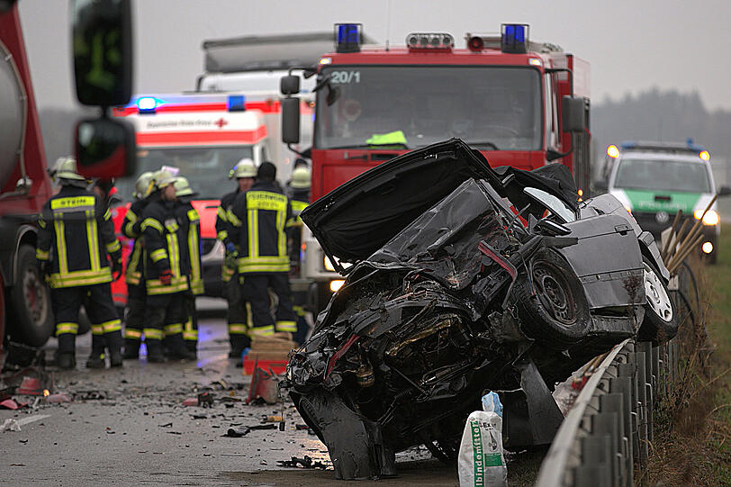 Für den BMW-Fahrer kam jede Hilfe zu spät.