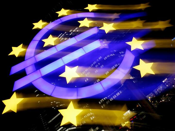 Ein milliardenschweres Konjunkturpaket soll die wirtschaftlichen Folgen der Corona-Krise abfedern.