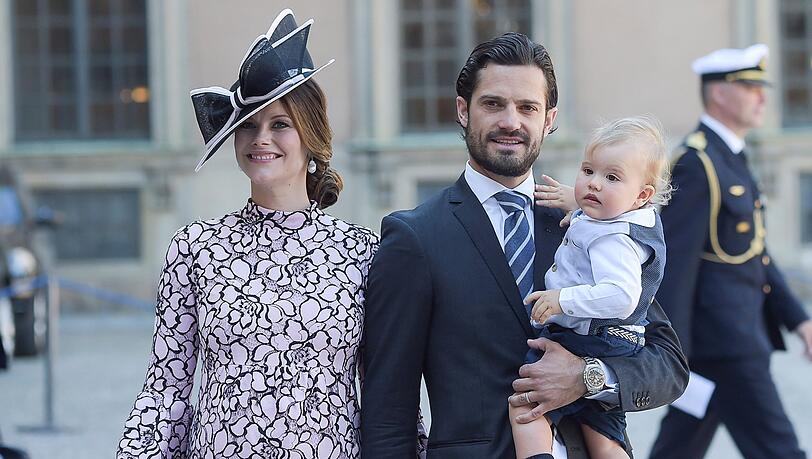 Prinzessin Sofia von Schweden mit ihrem Mann Prinz Carl Philip und Sohn Prinz Alexander. (Archivbild) Prinzessin Sofia von Schweden mit ihrem Mann Prinz Carl Philip und Sohn Prinz Alexander. (Archivbild)