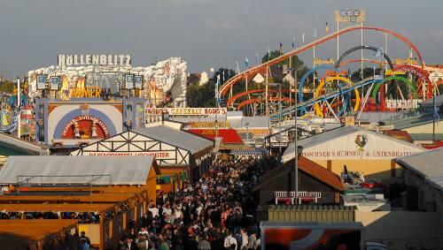 Die W-Fragen mal anders: Wer bekommt wo wieviel Platz auf der Wiesn? Darüber beriet gestern der Ausschuss für Arbeit und Wirtschaft.