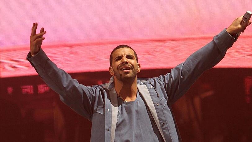 Hat seinen Auftritt beim Grammy-Nominations-Konzert abgesagt: Drake Hat seinen Auftritt beim Grammy-Nominations-Konzert abgesagt: Drake