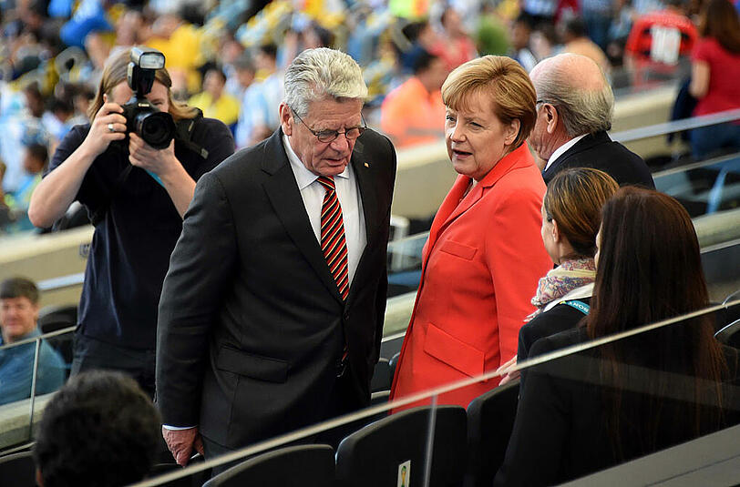 Die deutsche Staatsspitze beim Endspiel von Rio: Bundespräsident Joachim Gauck und Kanzlerin Angela Merkel.