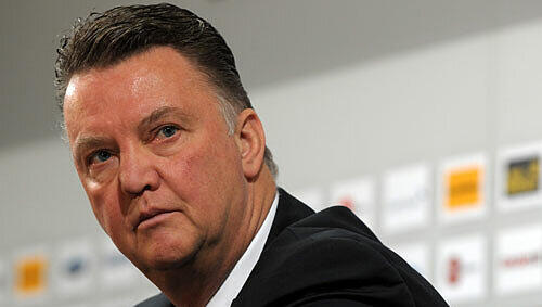 Louis van Gaal nach der Pleite von Köln. Louis van Gaal nach der Pleite von Köln.