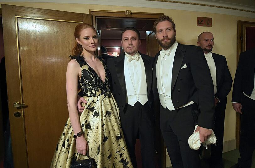"Alles Walzer" - Die Bilder vom Wiener Opernball 2016.