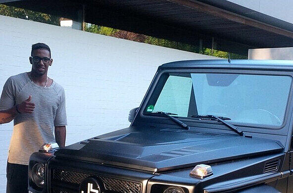 Fährt wohl lieber lässig: Jerome Boateng wurde von seinen Team-Kollegen für seinen Fahrstil verspottet.