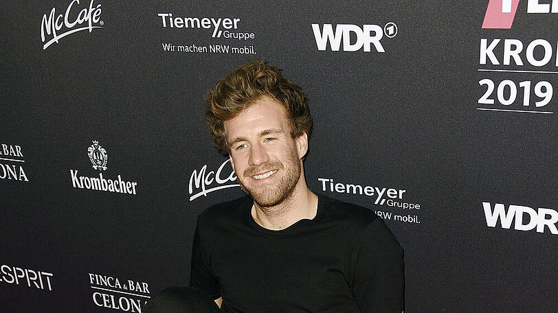 Luke Mockridge leistete Wahlkampfunterstützung an einer Berliner Schule.