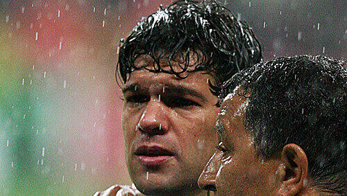 Ein völlig aufgelöster Michael Ballack. Ein völlig aufgelöster Michael Ballack.