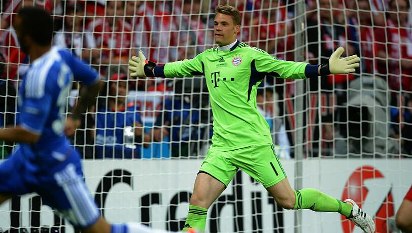 MANUEL NEUER: TROTZDEM 1! Giftgrün bei &bdquo;Mia san rot-weiß&ldquo; gekleidet. Gut und sicher gegen Kalous Schuss (37.). In Halbzeit zwei souveräner und sicherer Rückhalt. Ganz stark auch bei Flanken. Beim 1:1 gegen Drogbas wuchtigen Kopfball machtlos. Dann das Elferdrama: Hält gegen Mata, konnte gegen die anderen Schützen nichts ausrichten. VERWANDELTE SELBST!
