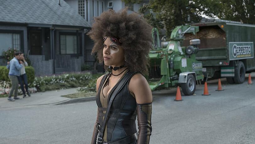 Zazie Beetz als Neena Thurman/Domino in einer Szene des Films "Deadpool 2". Zazie Beetz als Neena Thurman/Domino in einer Szene des Films "Deadpool 2".