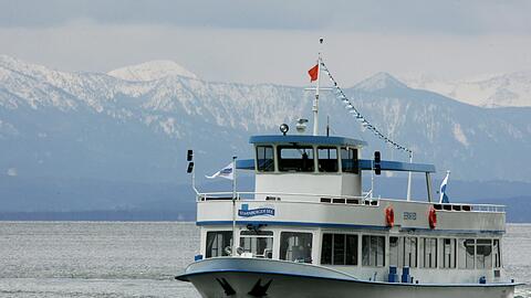 Die Schifffahrtssaison wird in Bayern eröffnet.