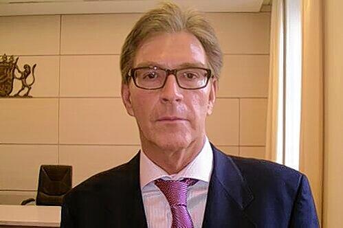 Hans Christian Meiser will nicht, dass die Meisterstraße anders benannt wird.