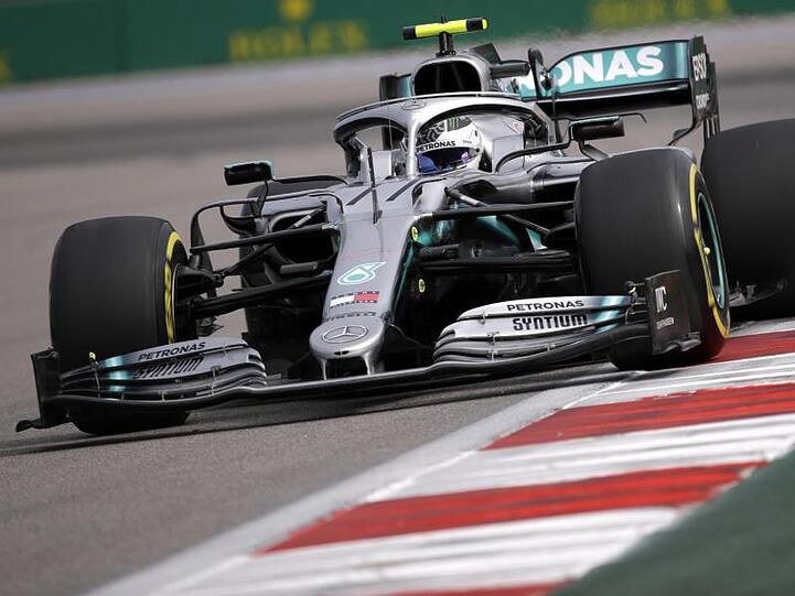 Schnellster beim ersten Training in Suzuka: Mercedes-Pilot Valtteri Bottas.