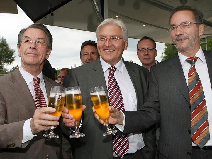 Demonstrativ guter Laune: Brandenburgs SPD-Chef Matthias Platzeck, Kanzlerkandidat Frank Walter Steinmeier und der SPD-Bundesvorsitzende Franz Müntefering.