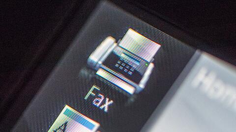 Keine Faxen: CSU und Freie Wähler streiten ernsthaft übers Faxgerät.