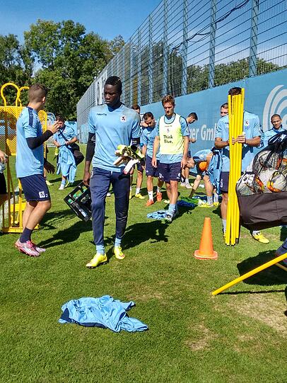 Issa Ndiaye im Löwen-Training