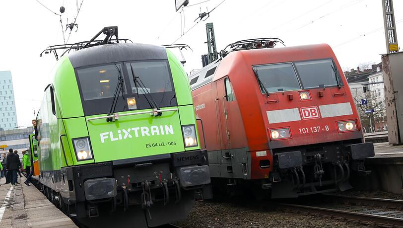 Gleis an Gleis: Flixtrain und die dominierende Konkurrenz Deutsche Bahn. (Archivbild) Gleis an Gleis: Flixtrain und die dominierende Konkurrenz Deutsche Bahn. (Archivbild)