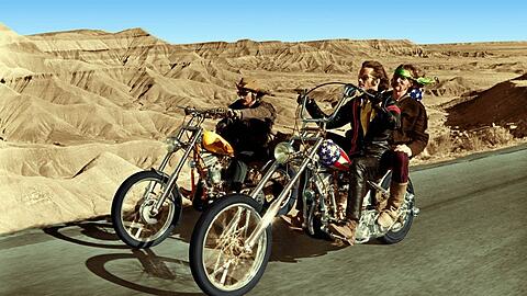 "Easy Rider" (1969) mit den Schauspielern Dennis Hopper, Peter Fonda und Luke Askew.