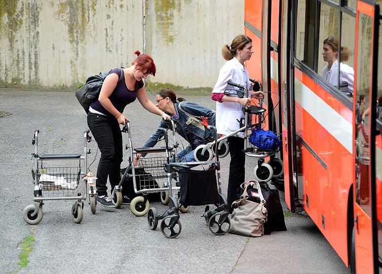 Sehen Sie hier weitere Bilder von der Bombenentschärfung in Köln.