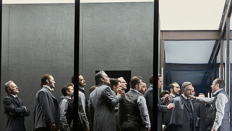 Der "Volksfeind" im Residenztheater. Der "Volksfeind" im Residenztheater.