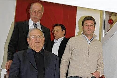 Geht's tatsächlich abwärts, haben die Herren Franz Schäfer, Ralf Woy, Martin Bader und Dieter Hecking ein dickes Problem.