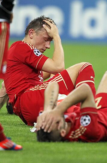 Ivica Olic den Tränen nahe. Der rot-weiße traum ist zerplatzt.