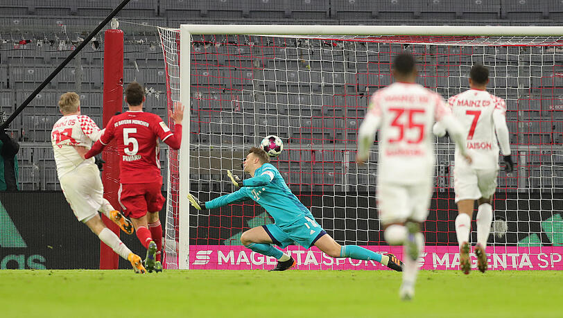 Manuel Neuer musste gegen Mainz 05 zwei Mal hinter sich greifen.