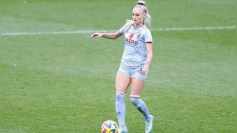 Nicht mehr allein: Alisha Lehmann hat wieder einen Mann an ihrer Seite.