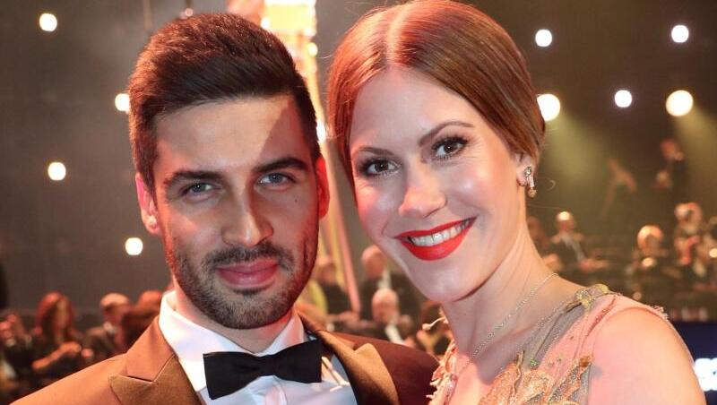 Die Schauspielerin Wolke Hegenbarth und ihr Freund Oliver Vaid sind Eltern geworden. Die Schauspielerin Wolke Hegenbarth und ihr Freund Oliver Vaid sind Eltern geworden.