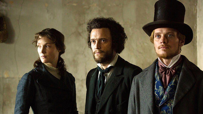 Jenny Marx (Vicky Krieps), Karl Marx (August Diehl) und Friedrich Engels (Stefan Konarske).