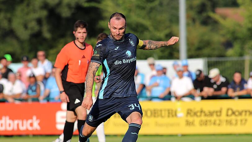 Matchwinner gegen Geiselbullach: Viererpacker Patrick Hobsch. Matchwinner gegen Geiselbullach: Viererpacker Patrick Hobsch.