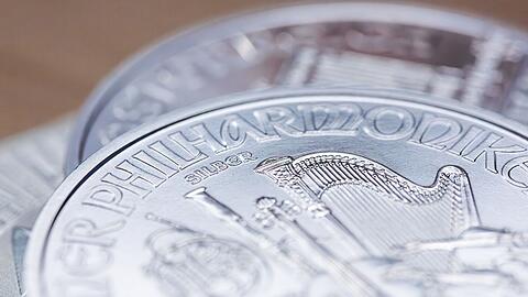 Der Preis f&uuml;r Silber fiel noch deutlich als der f&uuml;r Gold. (Archivbild)