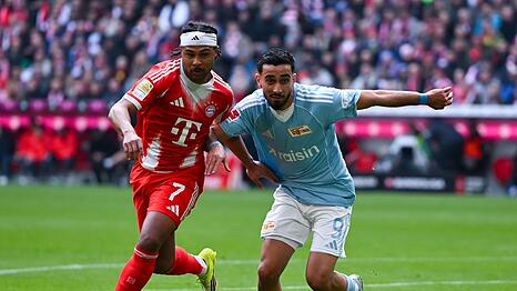 Serge Gnabry (l) k&ouml;nnte sein Comeback geben. (Archivbild)