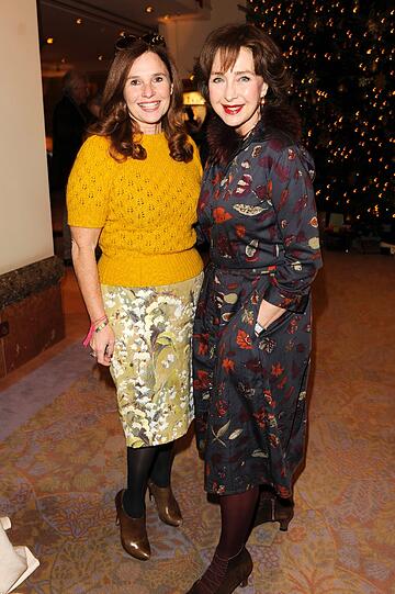 Judith Epstein und Christine Kaufmann (r.)