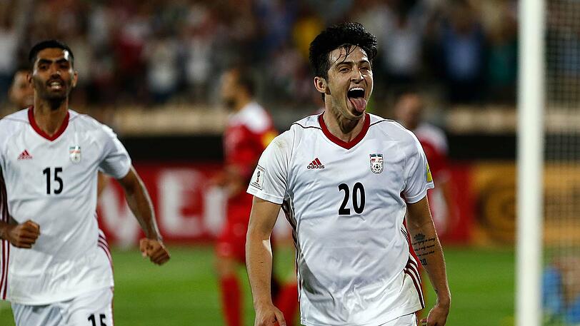Iran: Die iranische Nationalmannschaft zählt mit ihren bisherigen vier WM-Teilnahmen (1978, 1998, 2006, 2014) zu den traditionell stärksten Mannschaften Asiens.