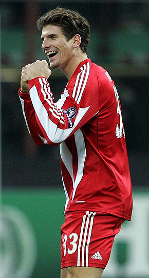 Dafür ist er beim FC Bayern als Stürmer Nummer eins gesetzt.