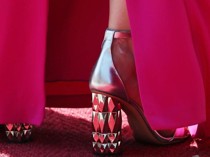 Extravagante und glitzernd: die Pumps von Dorothee Bär.