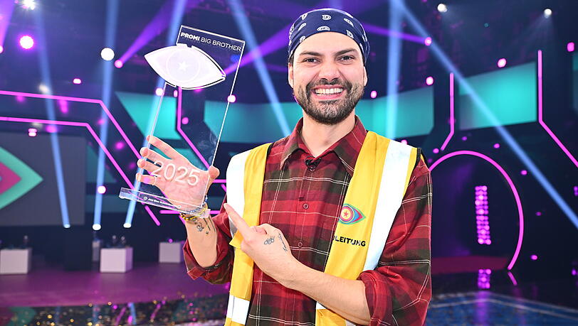 Jimi Blue Ochsenknecht holte sich bei "Promi Big Brother" den Sieg. Jimi Blue Ochsenknecht holte sich bei "Promi Big Brother" den Sieg.