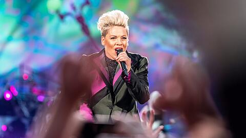 US-Mega-Star Pink feierte im Münchner Olympiastadion eine Mega-Party.