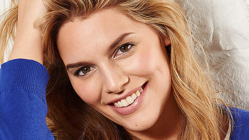 Model Angelina Kirsch will mit ihrem neuen Buch zu mehr Selbstliebe aufrufen