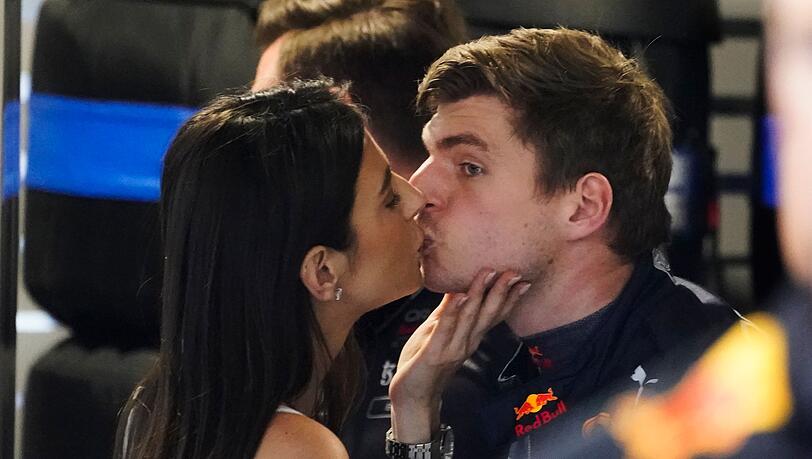 Max Verstappen und Freundin Kelly Piquet sind Eltern einer Tochter geworden.