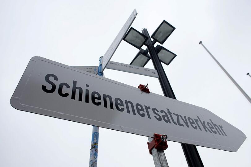 Von Sonntag bis Donnerstag fährt auf der Linie U2 zwischen Scheidplatz und Feldmoching Schienenersatzverkehr.