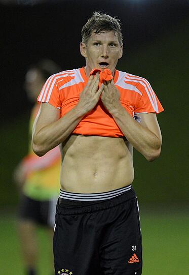 Der FC Bayern beim Abendtraining in Doha.