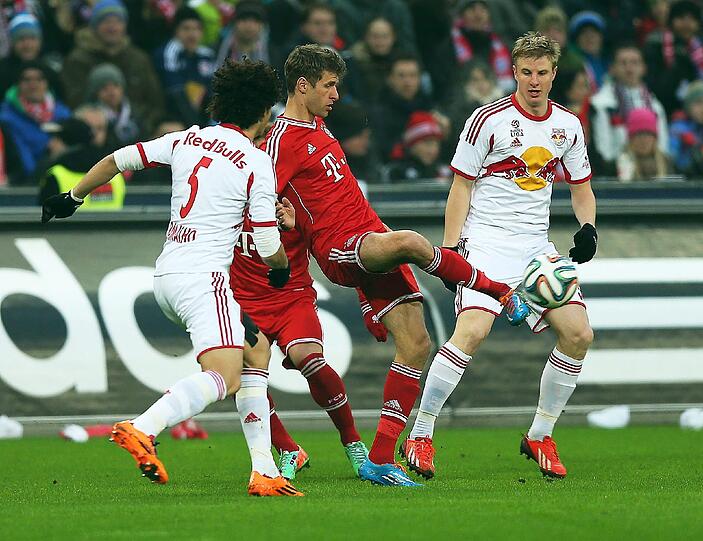 Die Bayern kommen beim 0:3 in Salzburg im letzten Testspiel vor dem Rückrundenstart völlig unter die Räder.