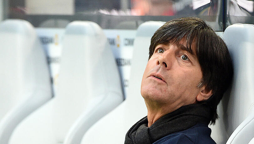 Für Bundestrainer Jogi Löw sind 48 Mannschaften bei der WM zuviel. Für Bundestrainer Jogi Löw sind 48 Mannschaften bei der WM zuviel.